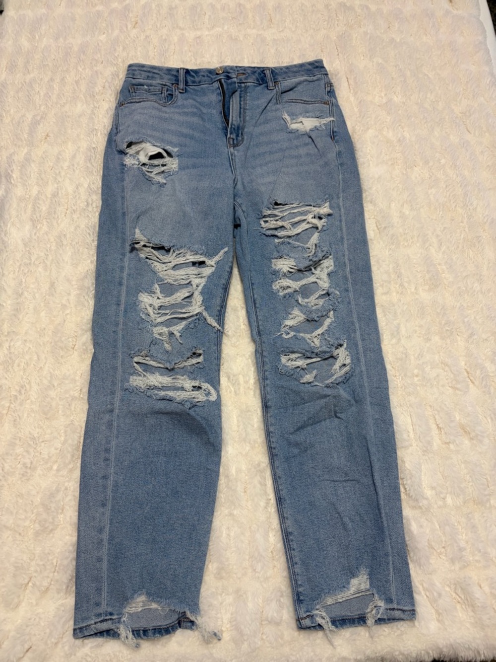 American Eagle Outfitters Curvy Mom Jean